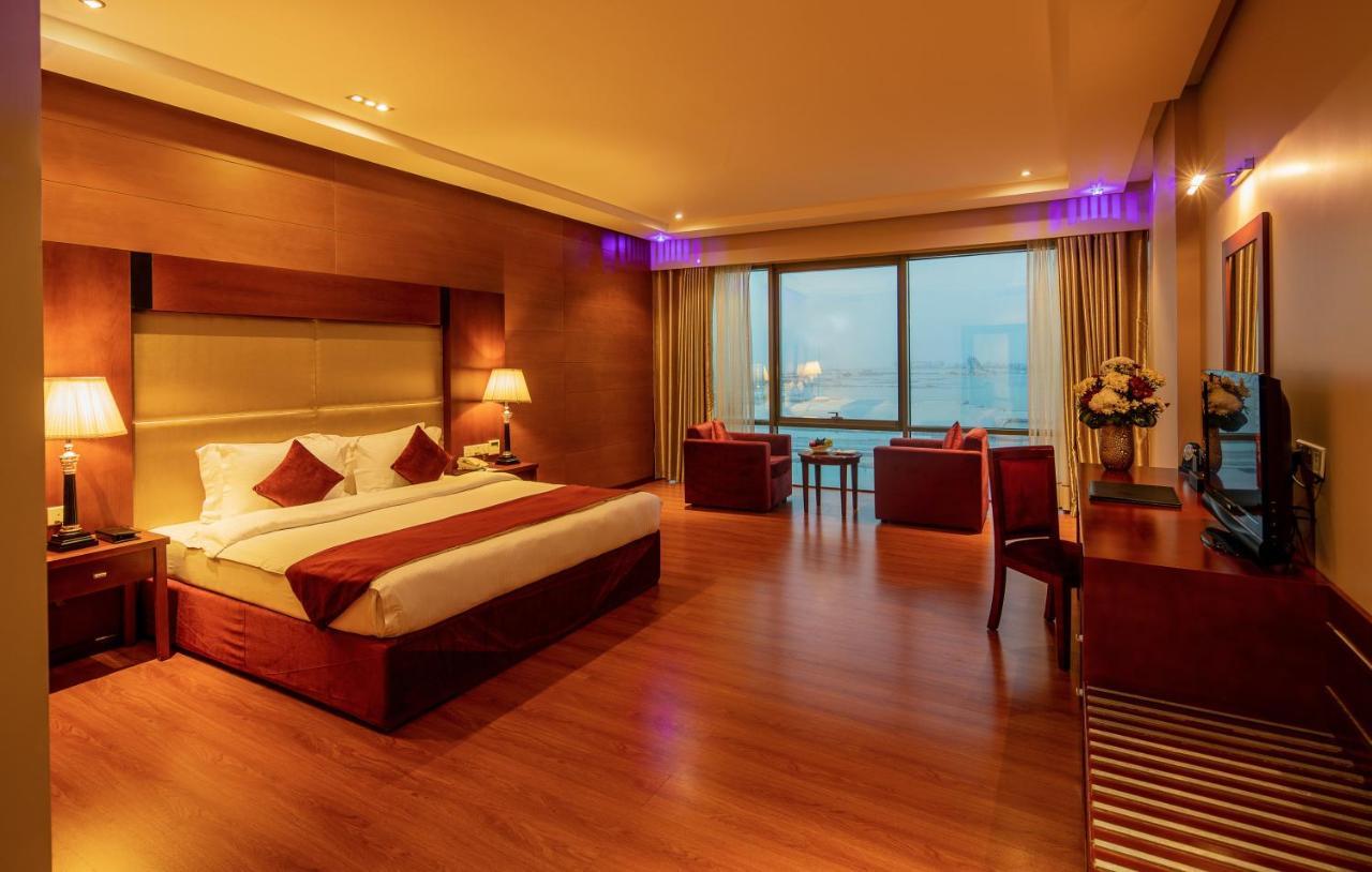 Diva Hotel Manama Exterior foto