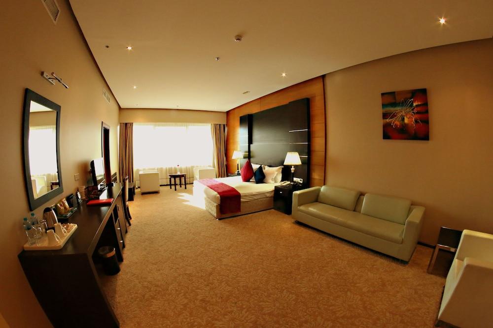 Diva Hotel Manama Exterior foto